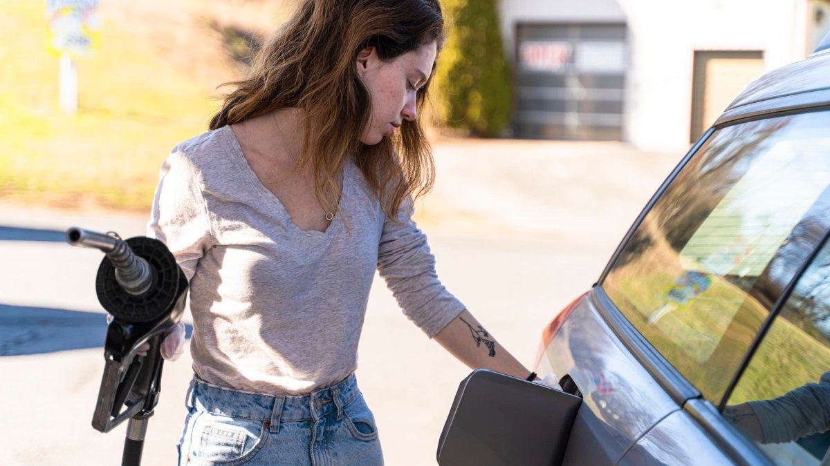 Record-Breaking Gas Prices Could Be Here to Stay — Here's What a Gallon Might Cost You This Summer - Vimarsana News