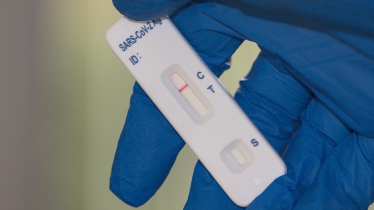 Are COVID Symptoms Changing With New Variants? Chicago’s Top Doc Explains Are COVID Symptoms Changing With New Variants? Chicago’s Top Doc Explains