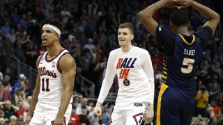 PITTSBURGH, PENNSYLVANIA – MARCH 18: Alfonso Plummer #11 of the Illinois Fighting Illini reacts after a play against the Chattanooga Mocs during the second half in the first round game of the 2022 NCAA Men’s Basketball Tournament at PPG PAINTS Arena on March 18, 2022 in Pittsburgh, Pennsylvania. (Photo by Kirk Irwin/Getty Images)