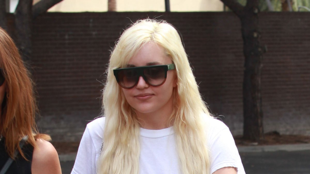 Amanda Bynes Speaks Out After Her Conservatorship Ends – NBC Chicago