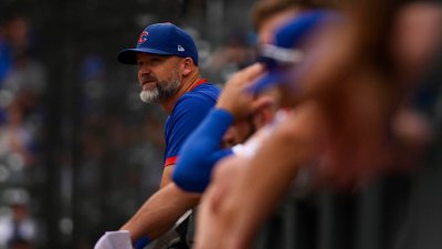 Chicago Cubs extend manager David Ross through 2024 MLB season