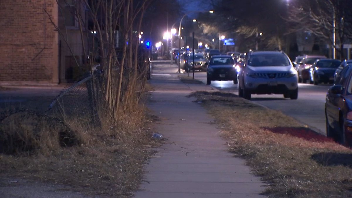 16-Year-Old Boy Critically Injured in Woodlawn Shooting – NBC Chicago