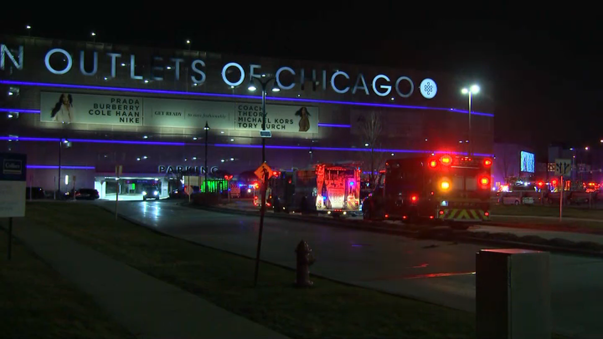 2 Sought After Man Killed, Teen Injured in Fashion Outlets of Chicago  Shooting – NBC Chicago