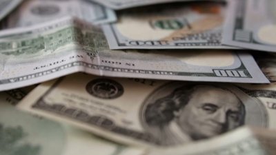 Tips on Asking for Equal Pay You Deserve