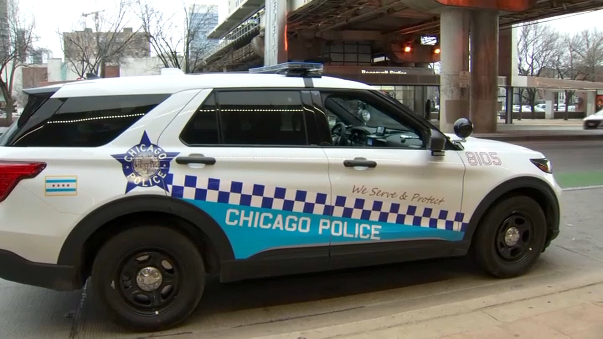 Teen Charged With Striking Chicago Police Officer During Arrest for Loop Robbery – NBC Chicago