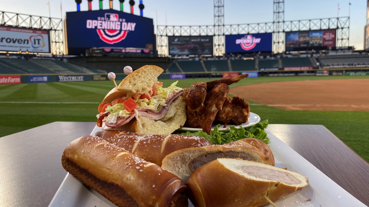 What Ballpark Food to Eat and Drink at Guaranteed Rate Field Chicago