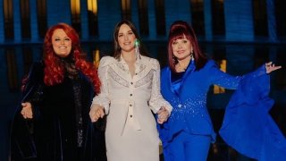 Wynonna Judd, Kacey Musgraves and Naomi Judd