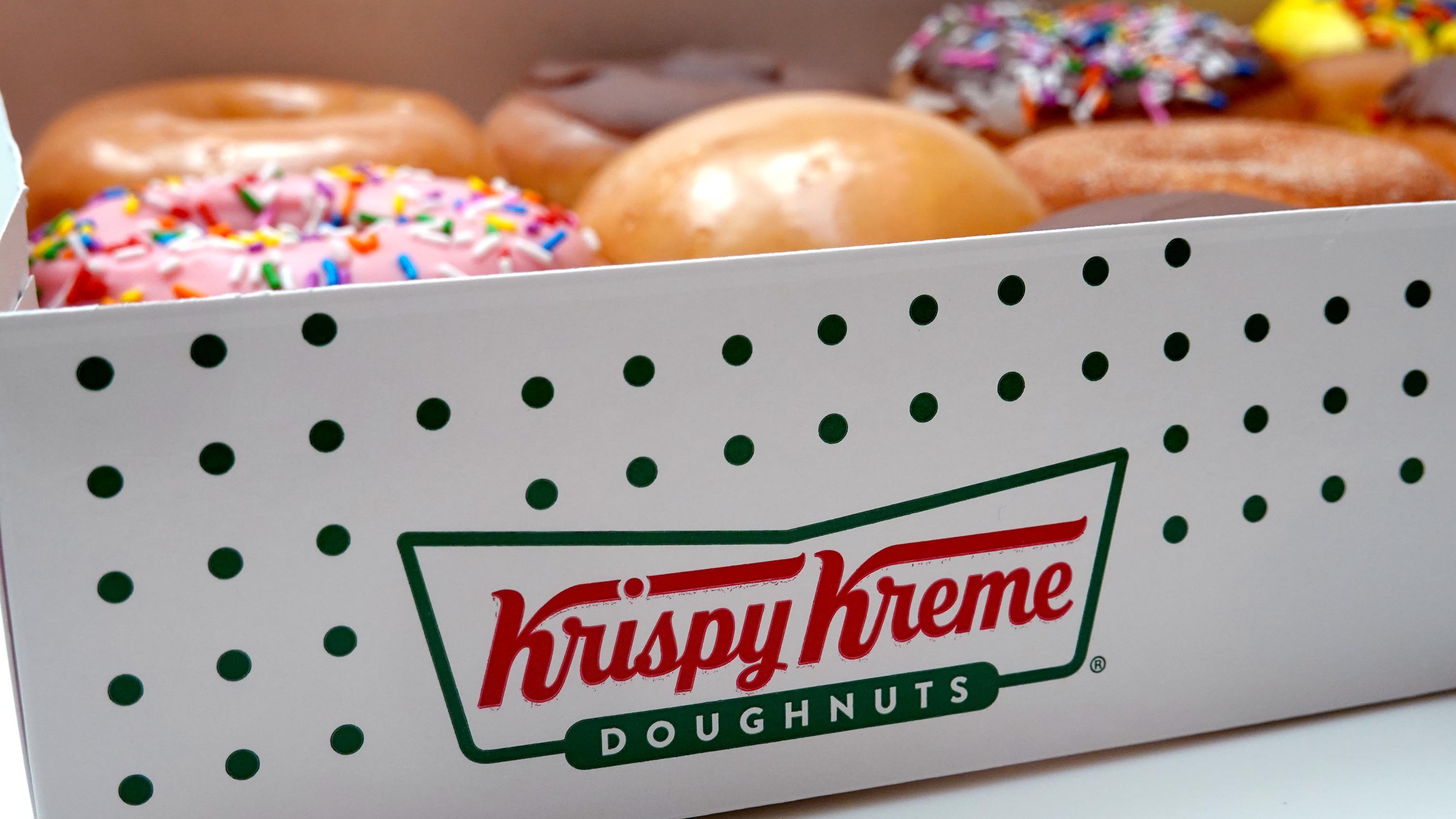 Krispy Kreme Agrees to Pay Workers Nearly $1.2M to Settle Overtime Violations – NBC Chicago
