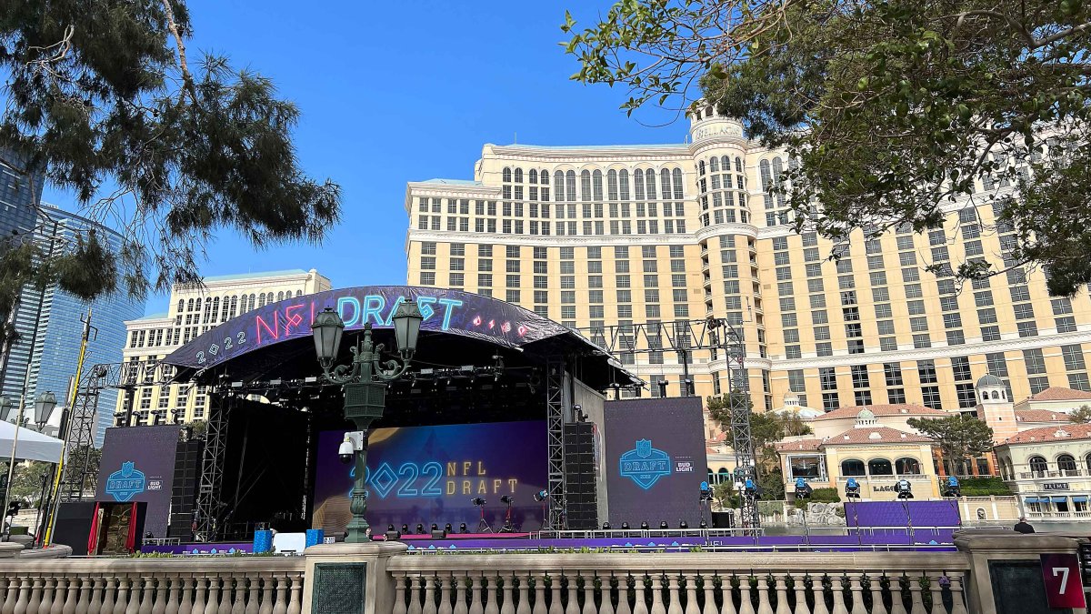 NFL rolls out red carpet in Las Vegas for 2022 draft