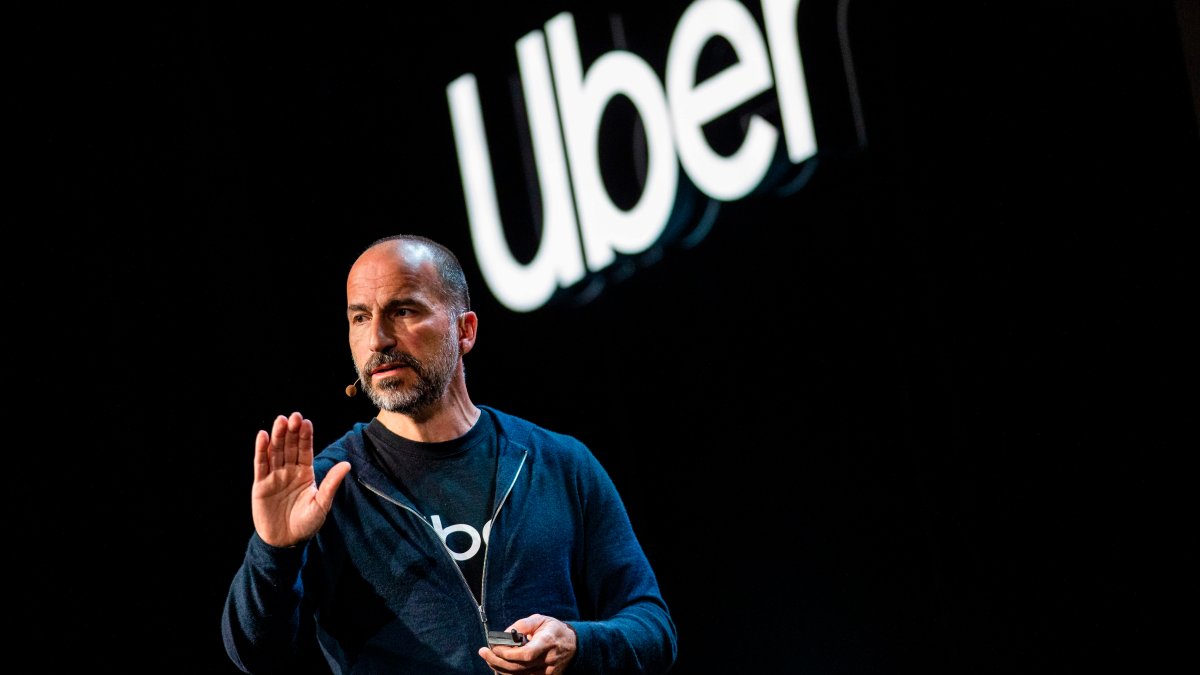 Uber CEO Tells Staff Company Will Cut Down on Costs, Treat Hiring as a 'Privilege' – NBC Chicago - Vimarsana News