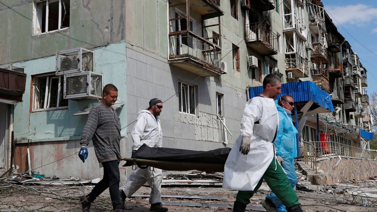 Evacuations From Besieged Mariupol Steelworks Continues; Explosions Heard in Russian Border Region. Follow Our Live Updates - Vimarsana News