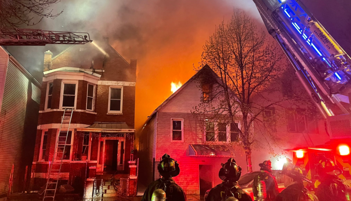 Police Investigating 2 Fires in Back of the Yards That Displaced Dozens,  Arson Suspected in 1 – NBC Chicago