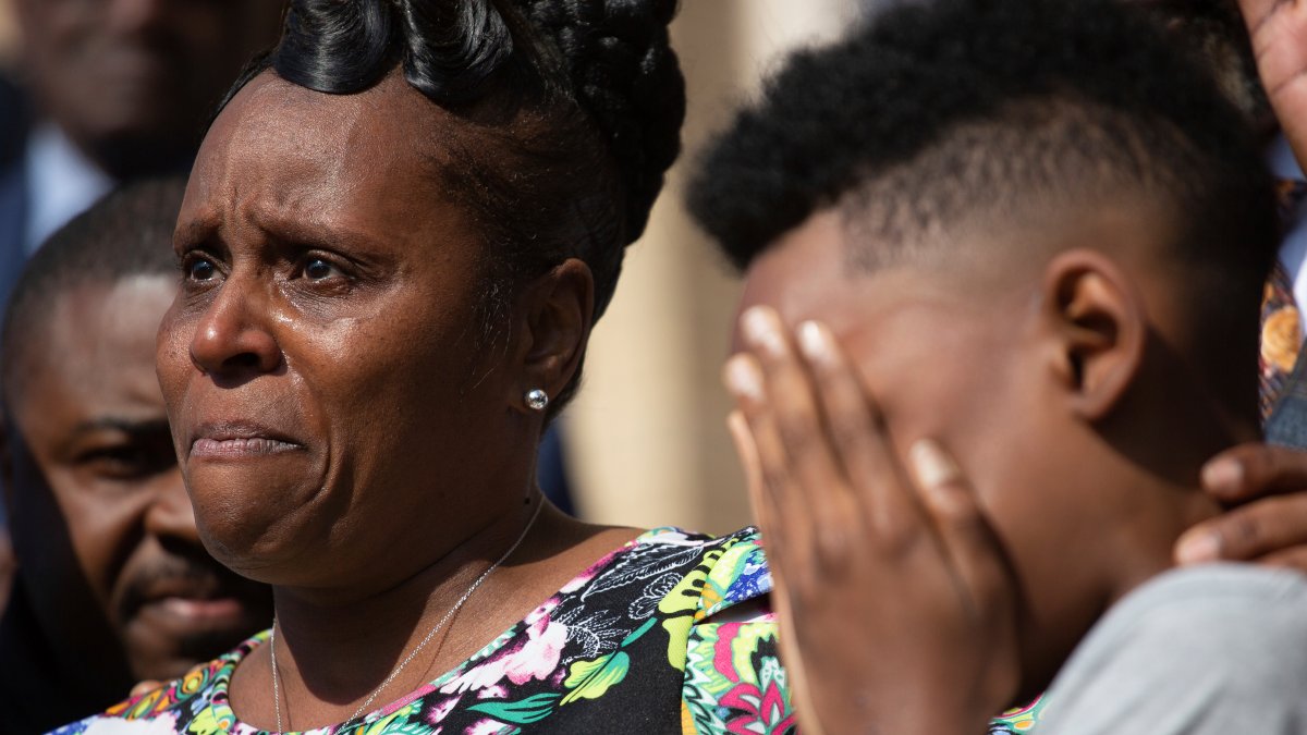 Buffalo Supermarket Massacre Remembered 1 Year Later – NBC Chicago - Vimarsana News