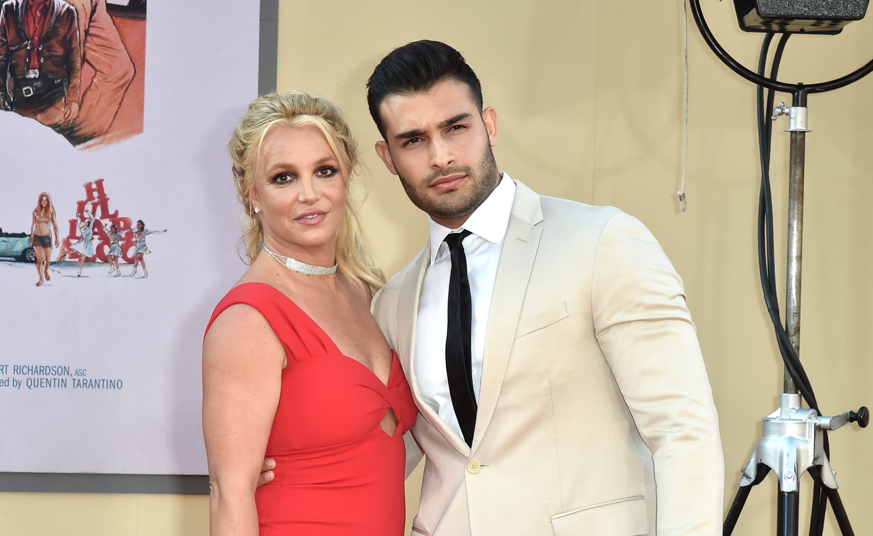 Britney Spears and Sam Asghari Announce Loss of ‘Miracle Baby’ – NBC Chicago