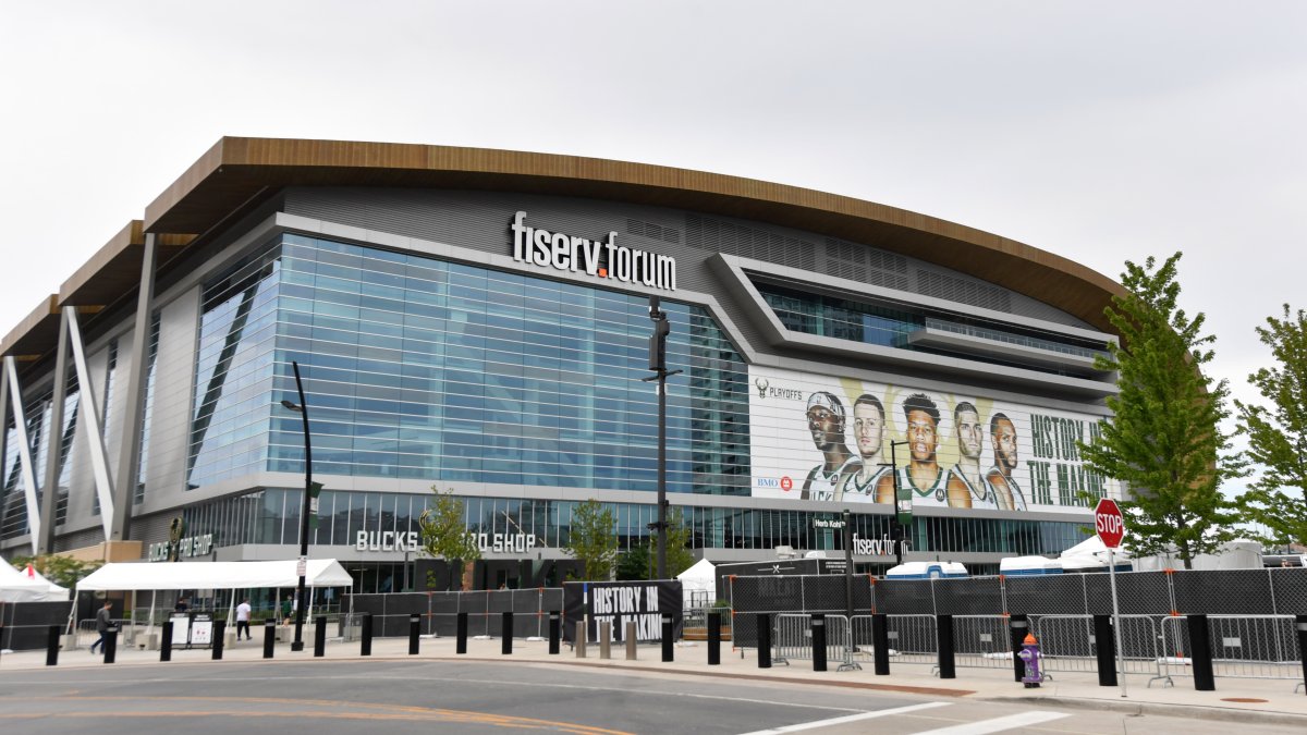 21 Injured in 3 Milwaukee Shootings After Bucks Playoff Game – NBC Chicago - Vimarsana News