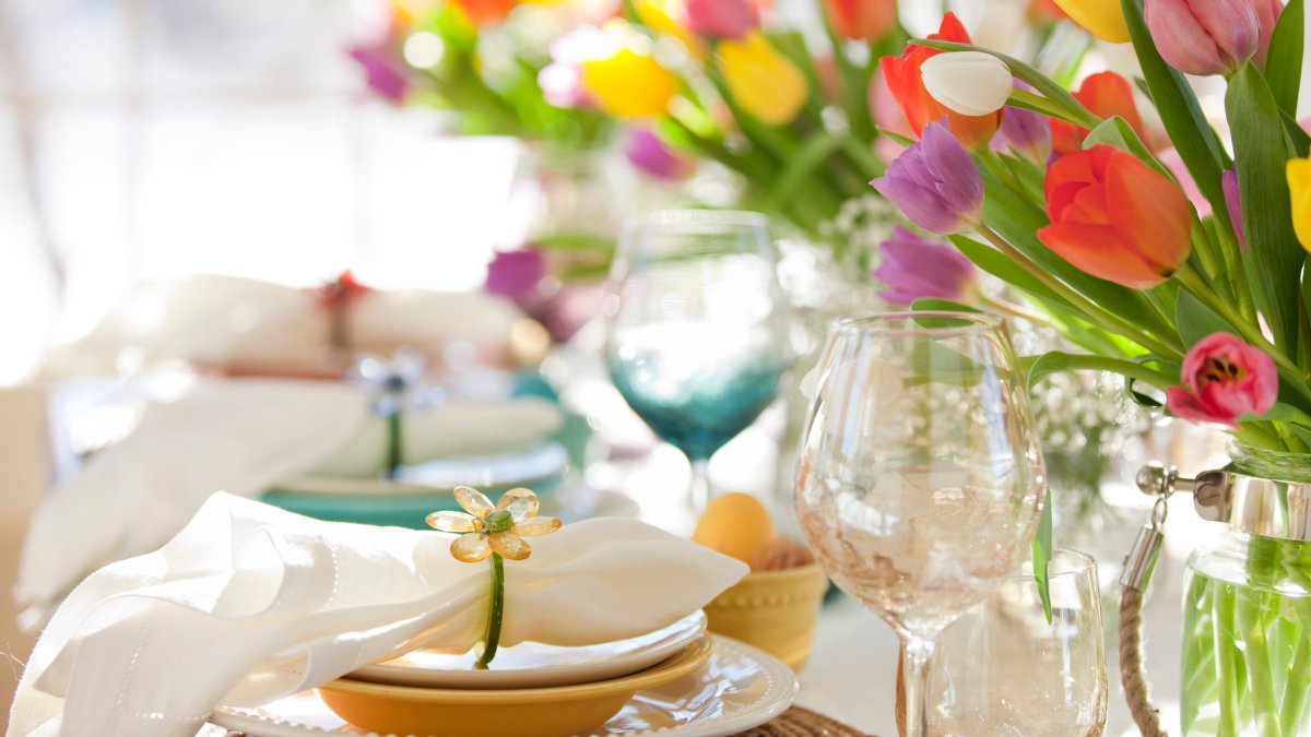 2 Illinois Restaurants Among Top Nationwide for Mother's Day, According to Yelp - Vimarsana News