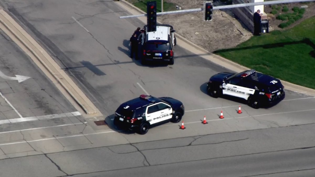 Suspect Dead After Being Shot By Police During Standoff At Romeoville Bank Nbc Chicago 7816