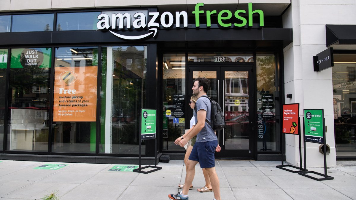 Amazon Announces Doug Herrington as CEO of Worldwide Amazon Stores - Vimarsana News
