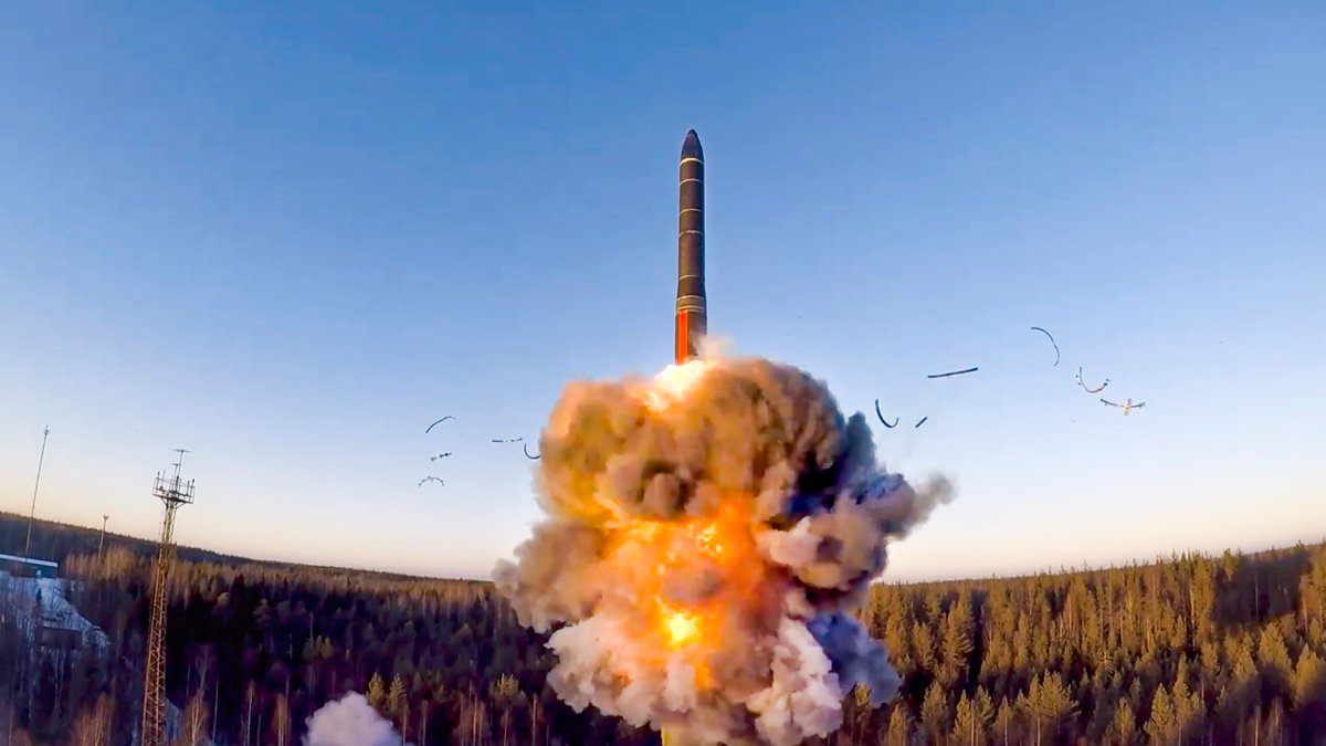 'Worrying Trend': Post-Cold War Drop in Nuclear Weapons Could Be Over – NBC Chicago - Vimarsana News