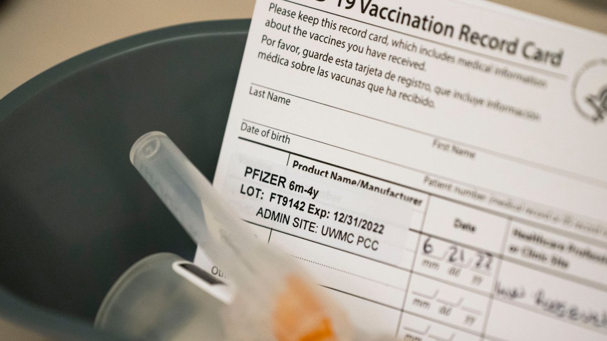 Illinois Coronavirus Updates: Age Restrictions for Some Vaccine Locations, CDC Map Update