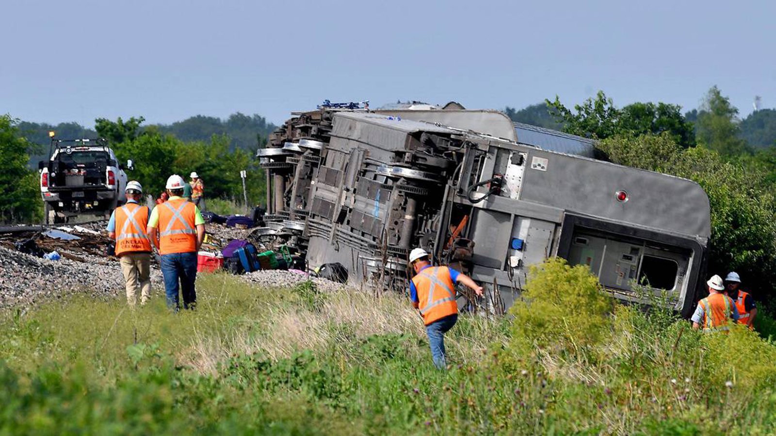 Officials Identify 4 People Who Died in Amtrak Derailment - Vimarsana News