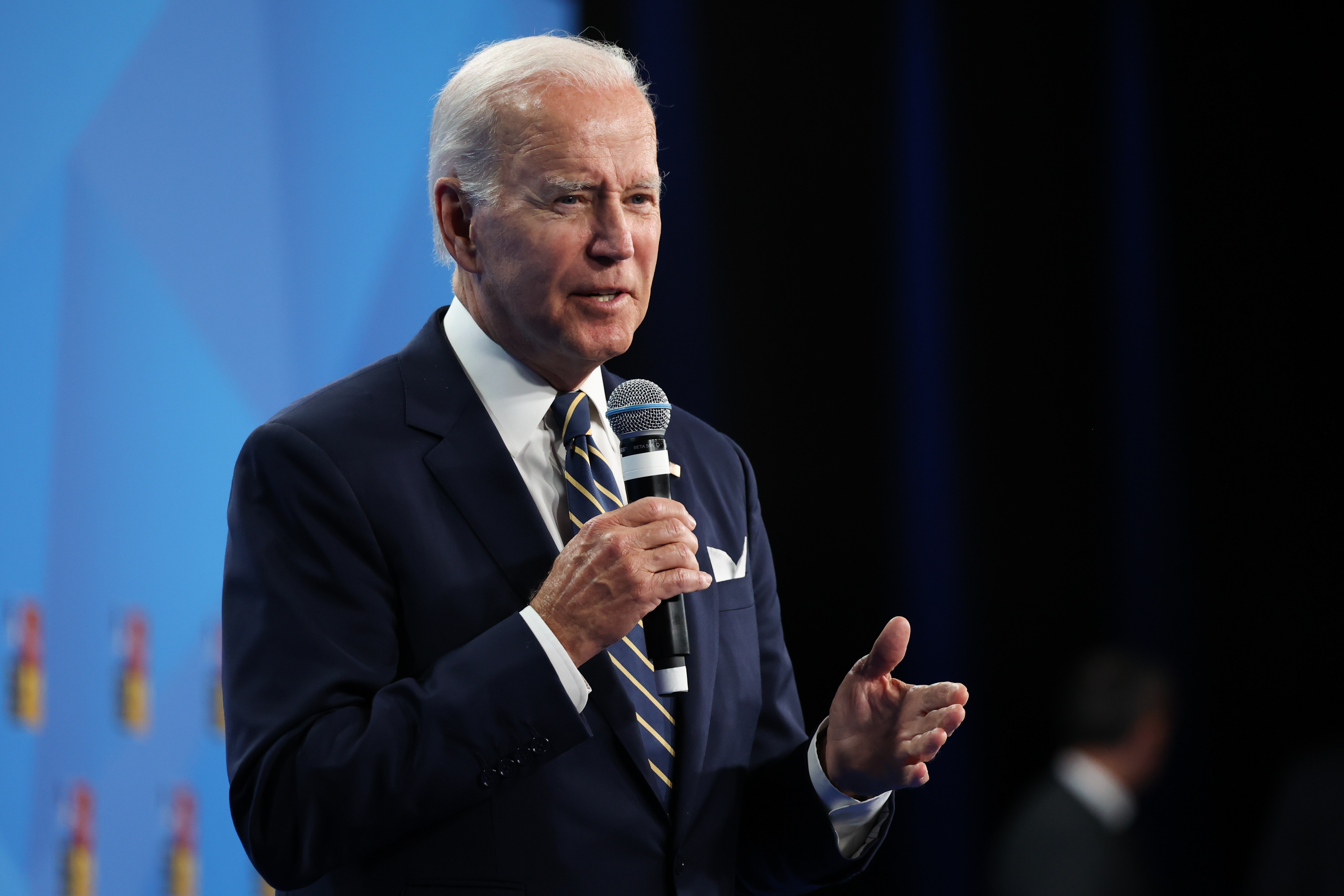'Shocked': President Biden Releases Statement on Highland Park Parade Mass Shooting – NBC Chicago - Vimarsana News