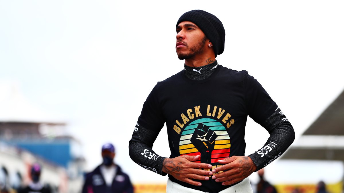 Lewis Hamilton Condemns Former F1 Champion Nelson Piquet for Racist