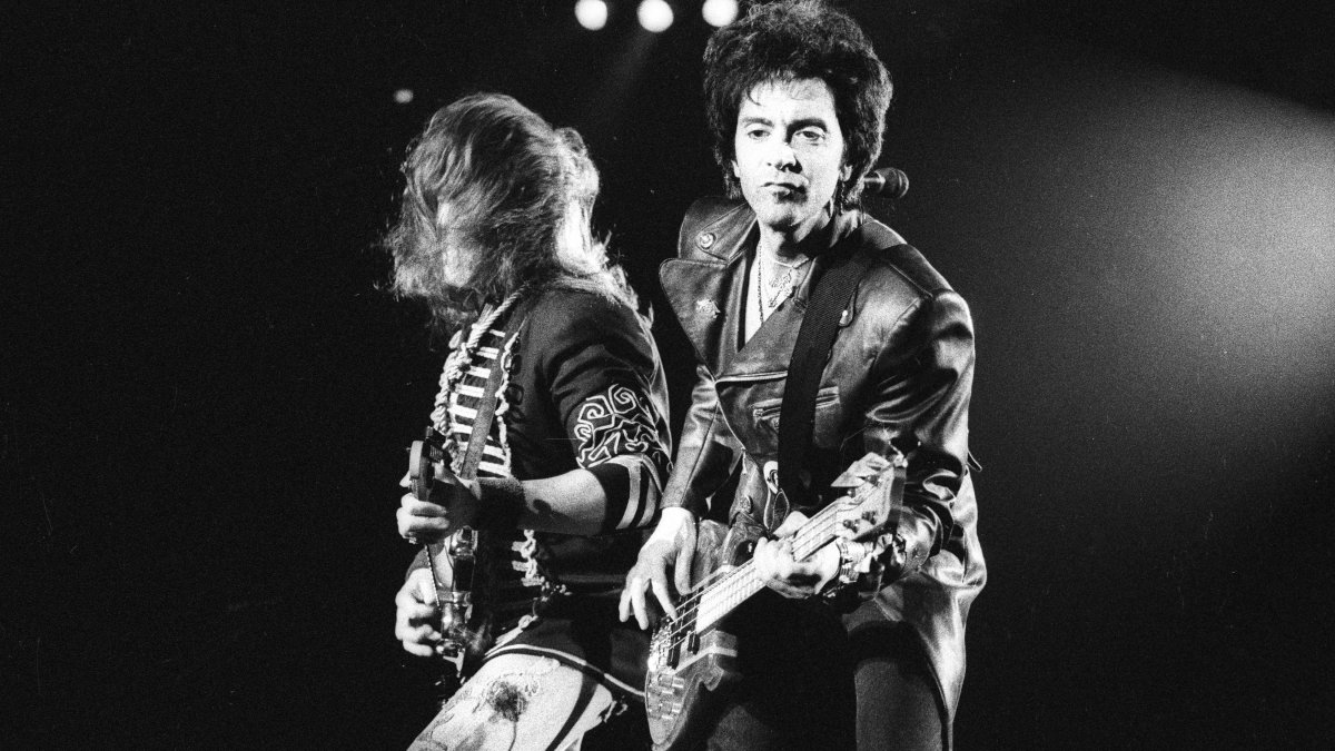 Alec John Such, Former Bon Jovi Bassist, Dies at 70 – NBC Chicago - Vimarsana News