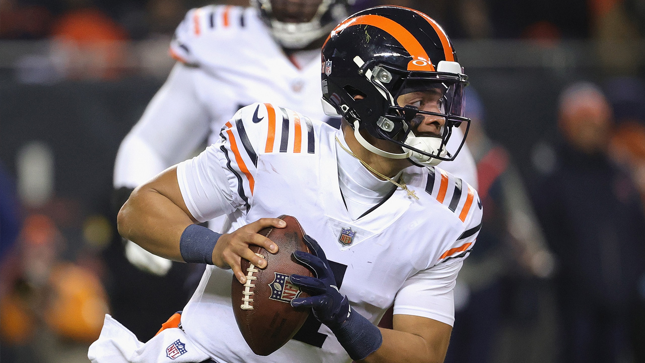 Justin Fields' Key Stats, New Scheme Reason Bears Should Believe In QB