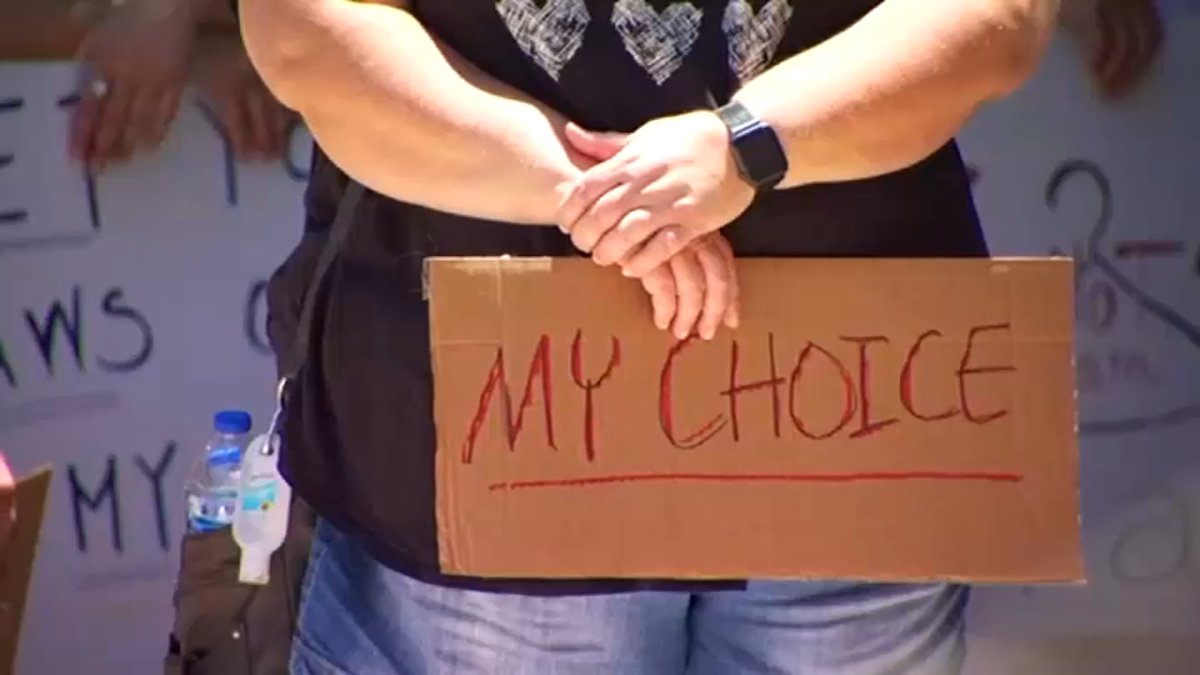 Indiana Lawmakers Delay Session on Abortion, Tax Refund - Vimarsana News