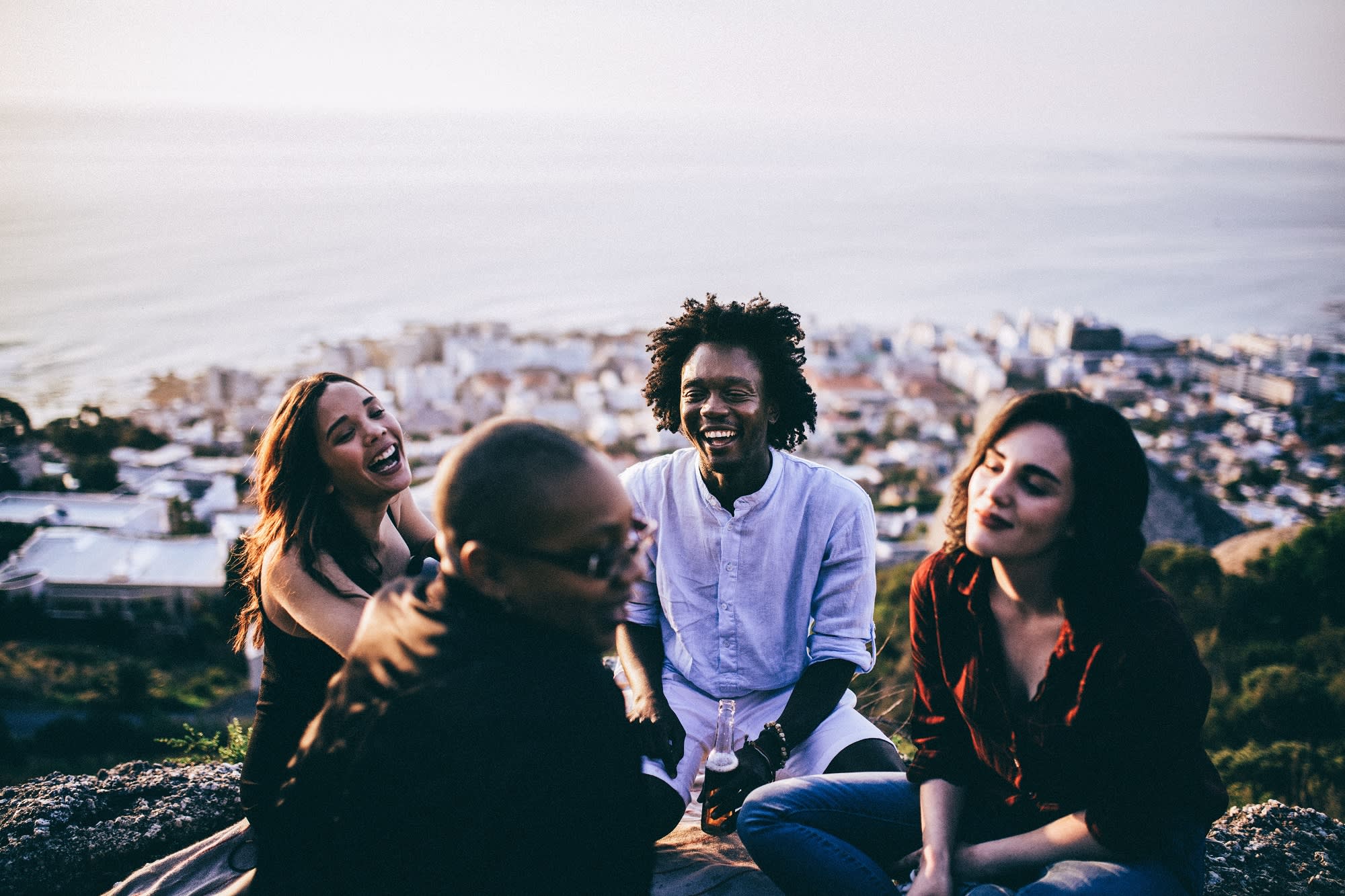 People With 5 Or More Friends Are 60% Happier – NBC Chicago - Vimarsana News