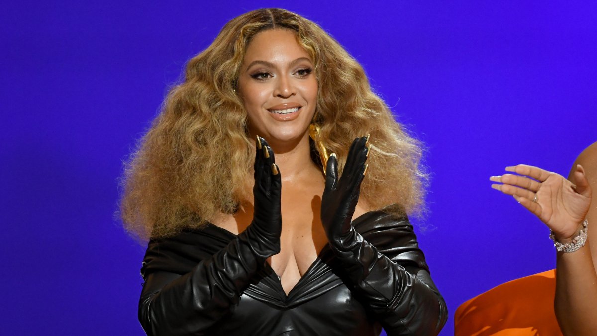 Beyoncé Will Replace Ableist Slur Used in New Song – NBC Chicago
