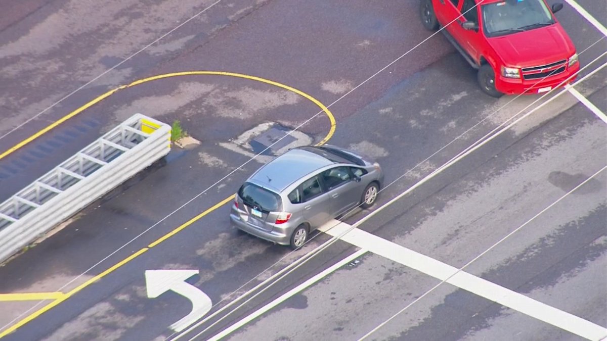 Person of Interest in Custody Following Highland Park Parade Mass Shooting: Police - Vimarsana News
