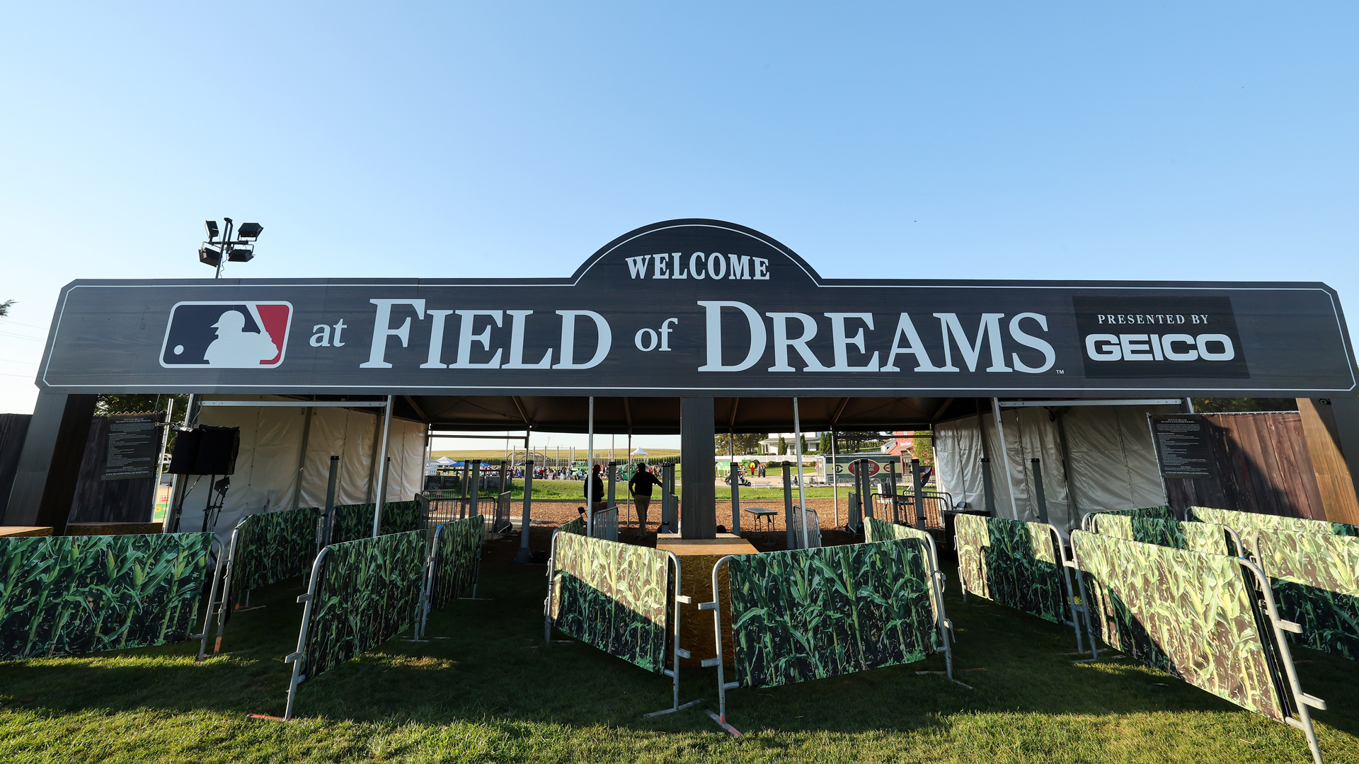 2022 Field of Dreams Game How Much Do Cubs Vs
