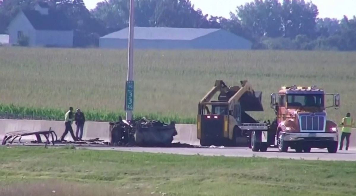 Illinois Coroner: Driver Who Killed 7 on Highway Intoxicated - Vimarsana News