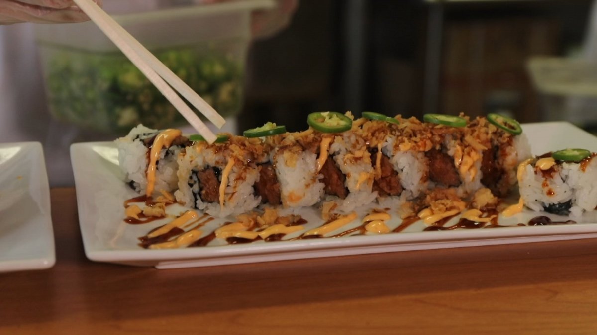 The Food Guy: One Suburban Strip Mall Contains Two Remarkable Japanese Restaurants - Vimarsana News