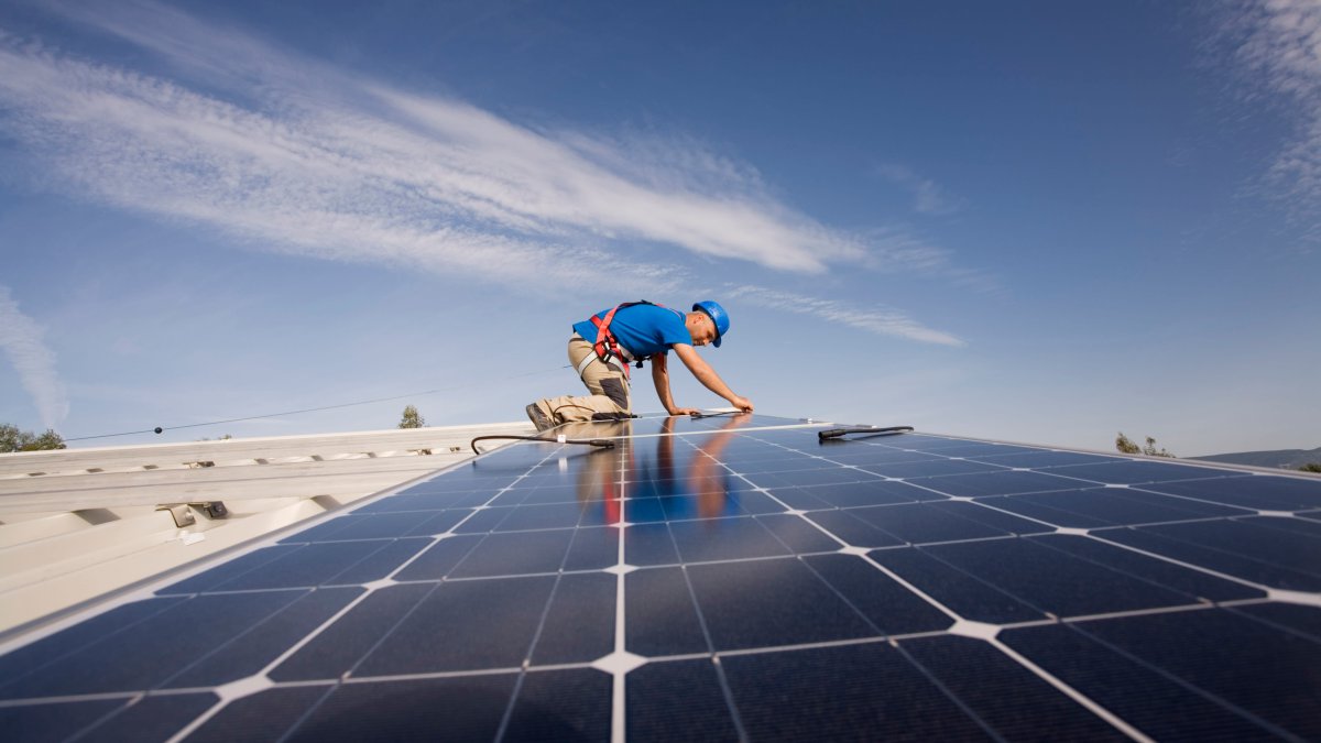 ESG on the Edge: Controversy Weighs on Sustainable ETFs - Vimarsana News