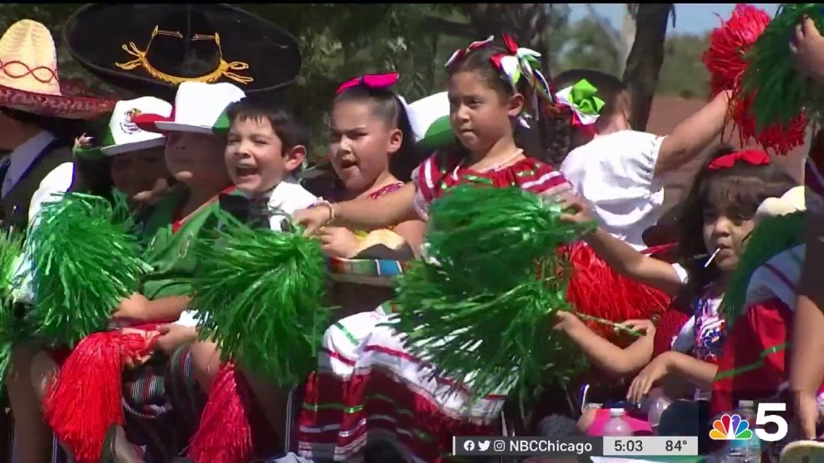 Large Crowds Turn Out At Mexican Independence Day Parade NBC Chicago large-crowds-turn-out-at-mexican-independence-day-parade-nbc-chicago