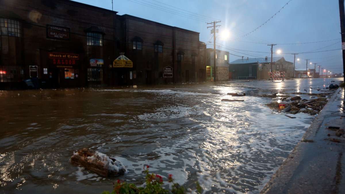 Storm Strikes Western Alaska Causes Flooding – NBC Chicago - Vimarsana News