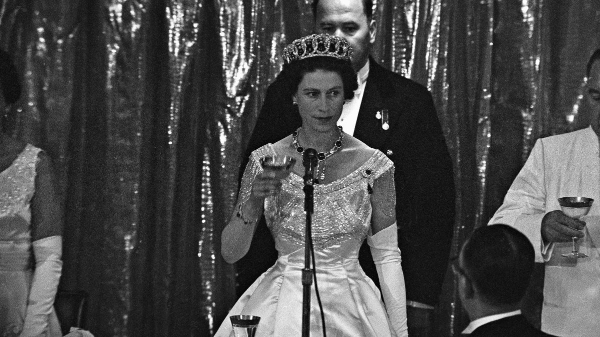 When Queen Elizabeth II Came to Chicago: A Look at the 1959 visit from Her Majesty and Prince Philip - Vimarsana News