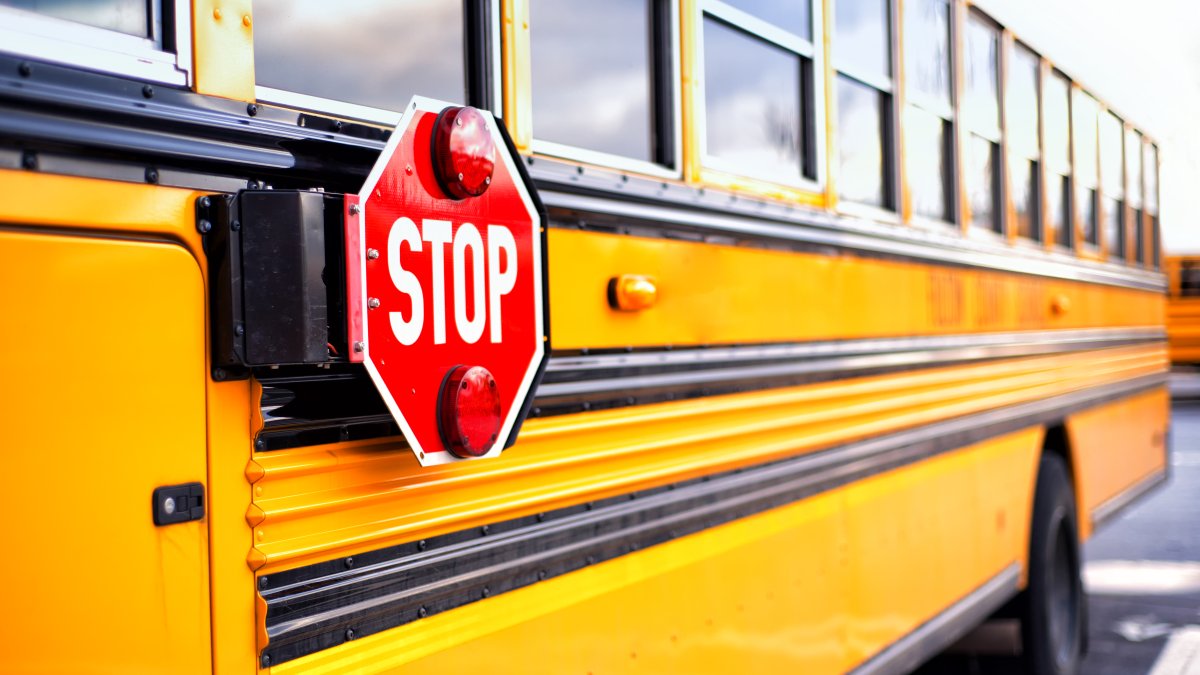 Utah School Bus Driver Allegedly Threatened to Shoot Students – NBC Chicago - Vimarsana News