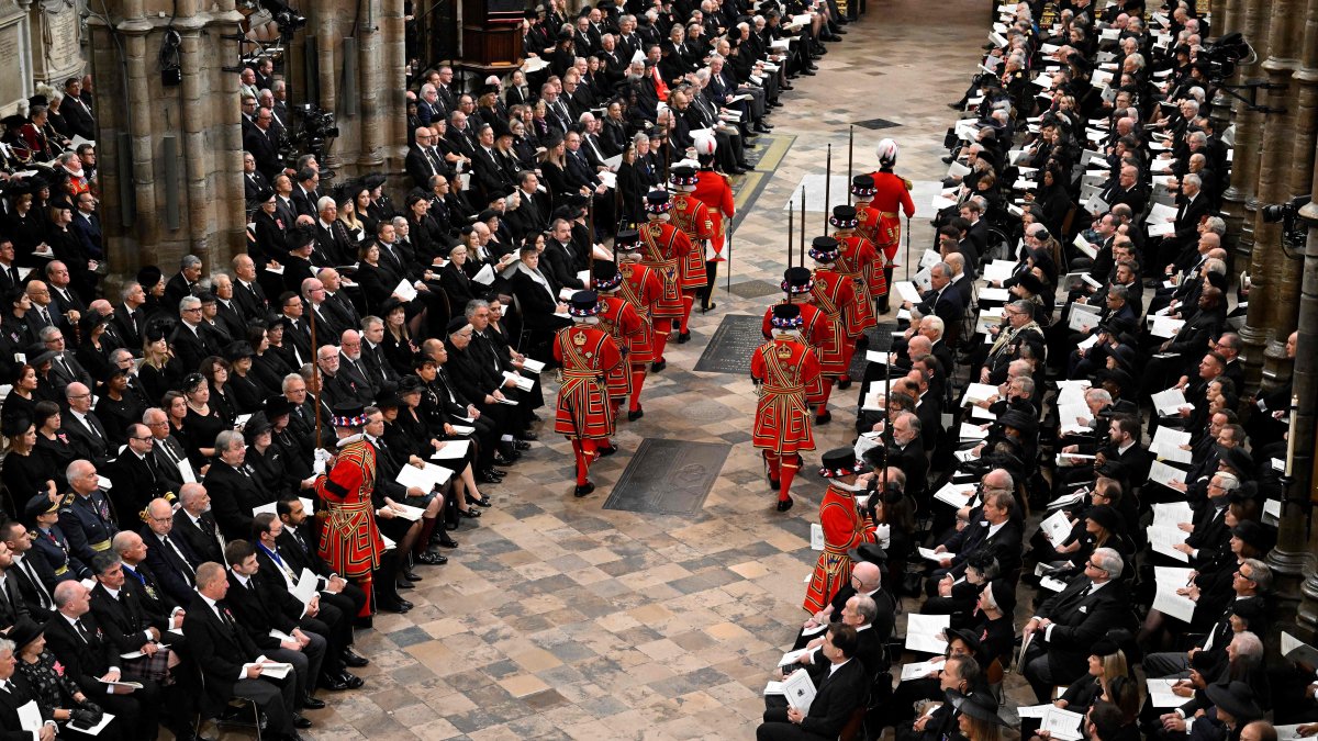 Queen Elizabeth's State Funeral to Begin at Westminster Abbey – NBC Chicago - Vimarsana News