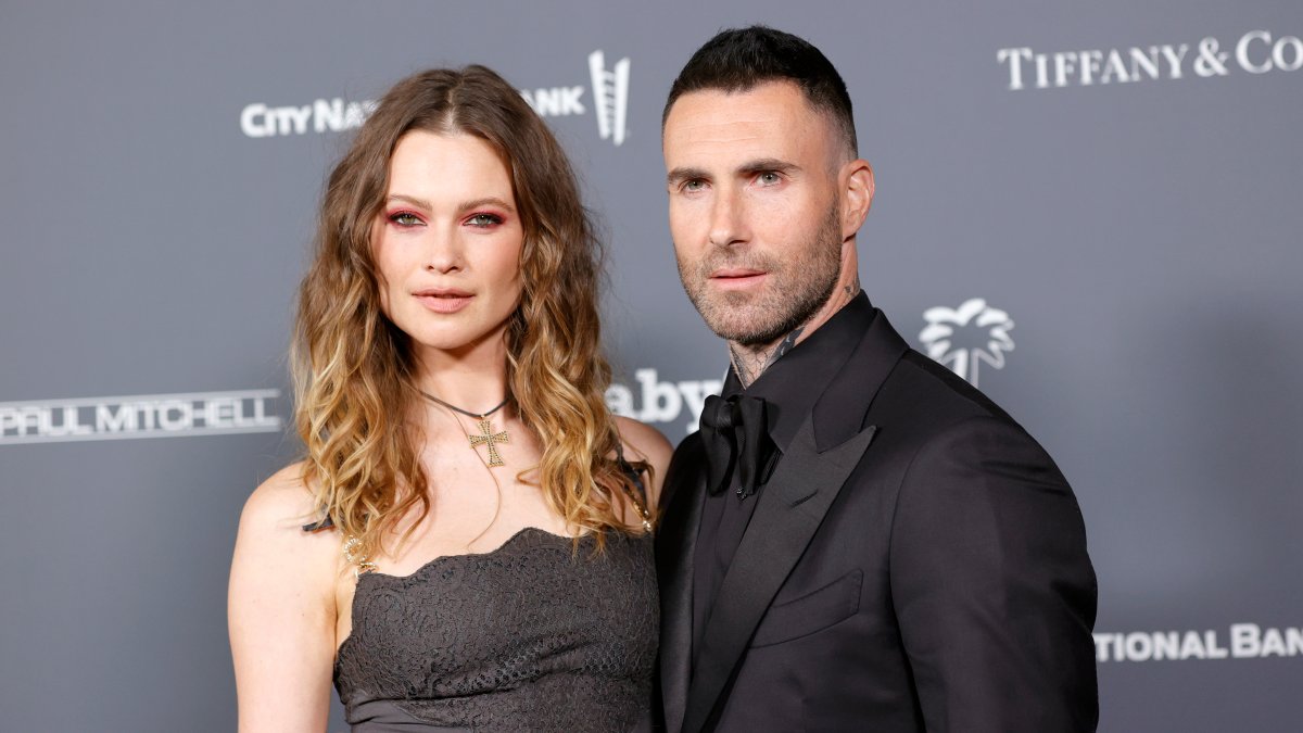 Behati Prinsloo Posts Photo of Adam Levine for First Time Since Third Baby – NBC Chicago - Vimarsana News
