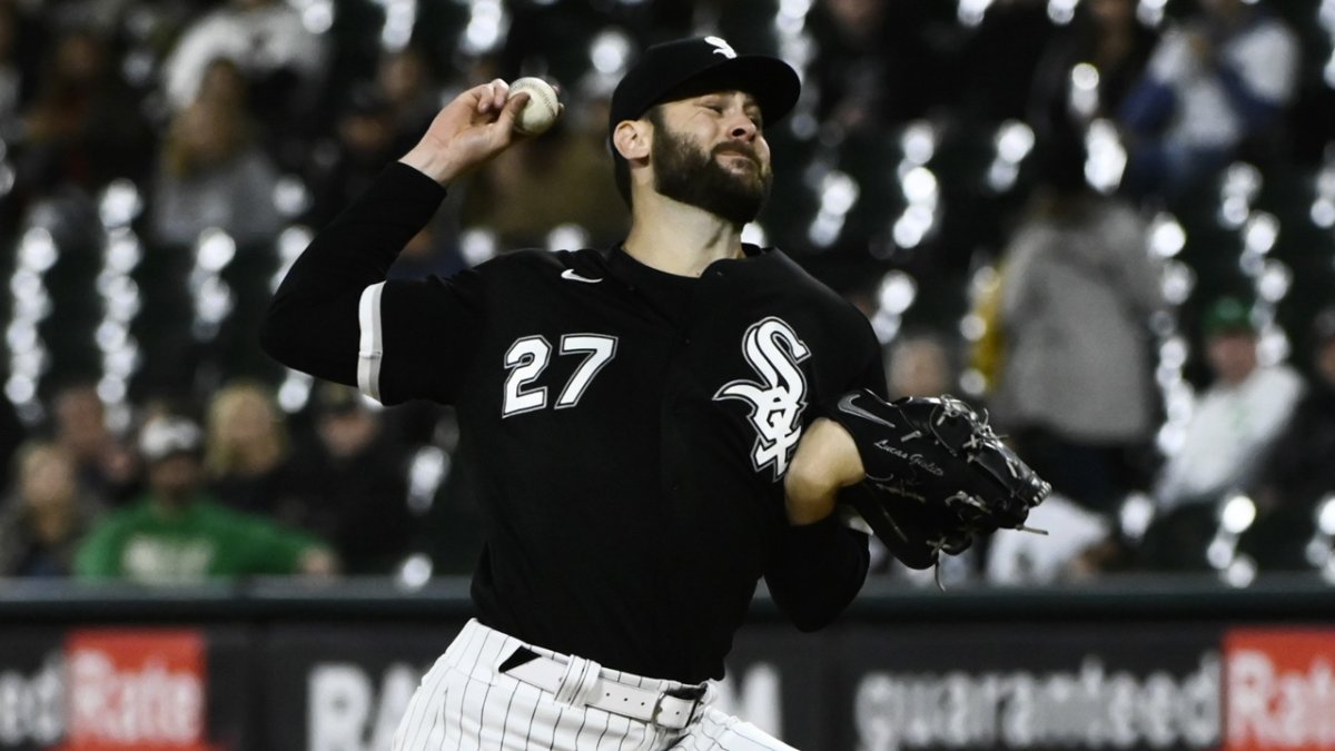 White Sox' Lucas Giolito Says 2022 Weight Gain Was an Experiment Gone ...