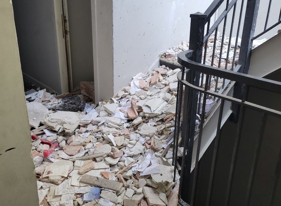 Building Closure Explosion Photos Show Aftermath of Building Explosion, Collapse in Chicago’s ...