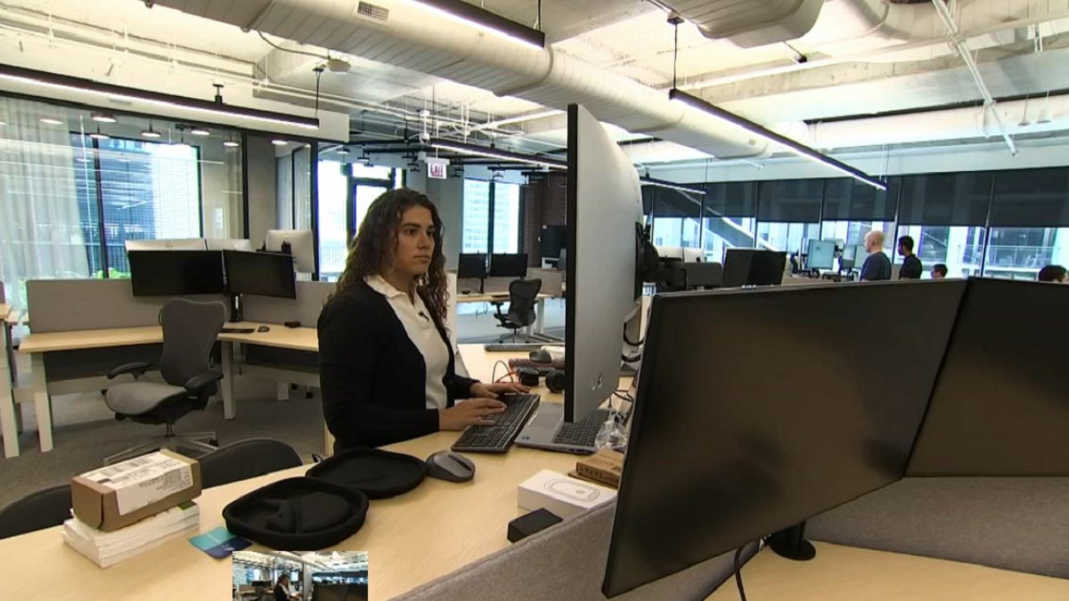 IT Operations Leader at John Deere Inspires Youth to Pursue STEM