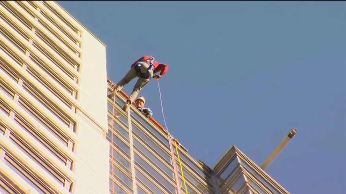 Matthew Rodrigues Chicago Today’s Matthew Rodrigues Rappels Off theWit Hotel for Charity ...