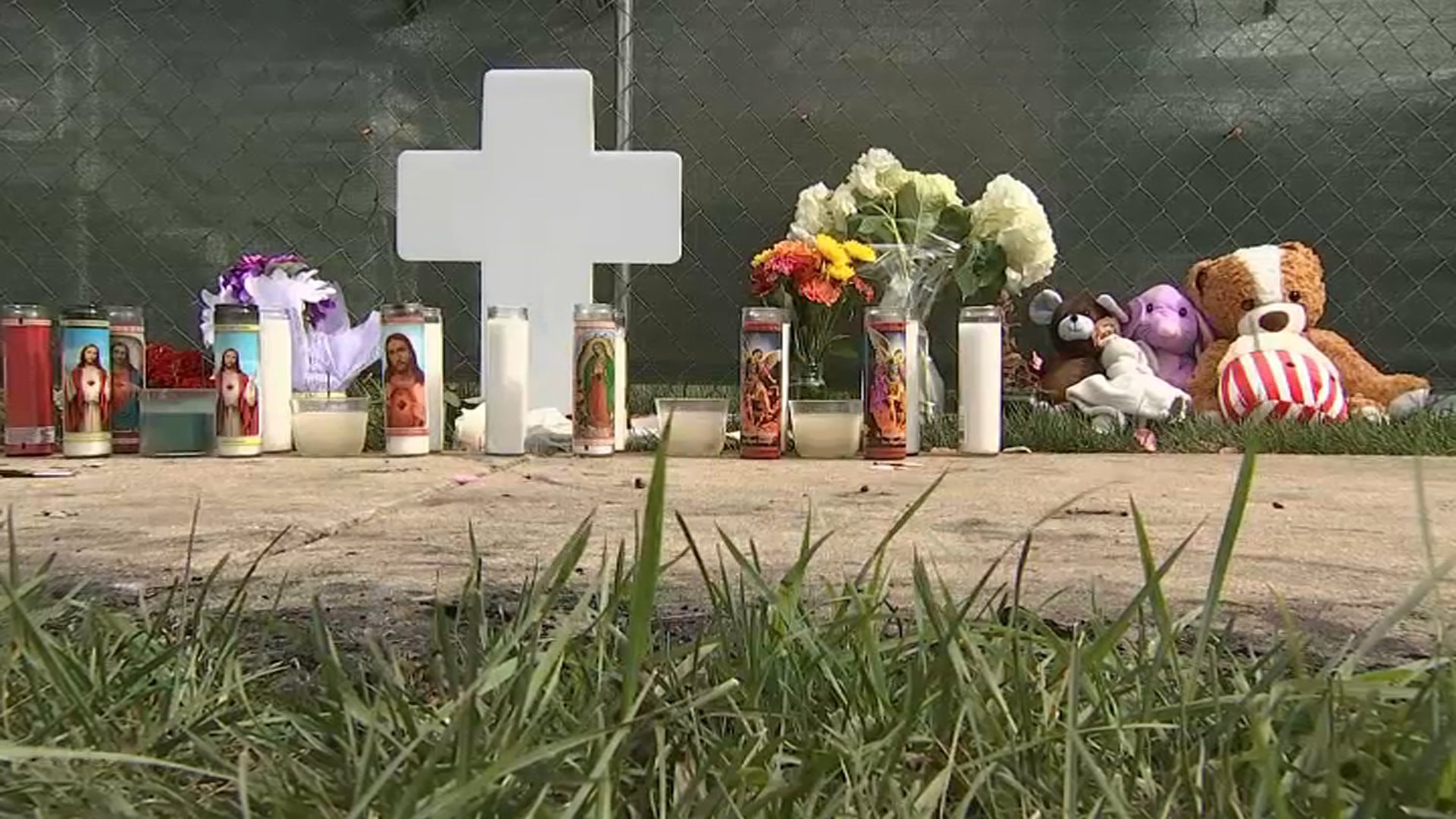 Oak Forest Community Mourns Victims Shot and Killed in Domestic Incident