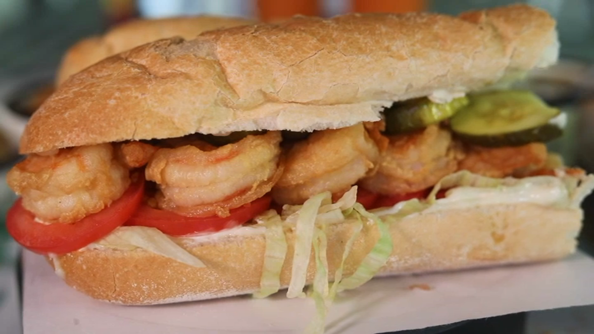 Discover Authentic New Orleans Cuisine in Chicago at Daisy’s Po-Boy & Tavern