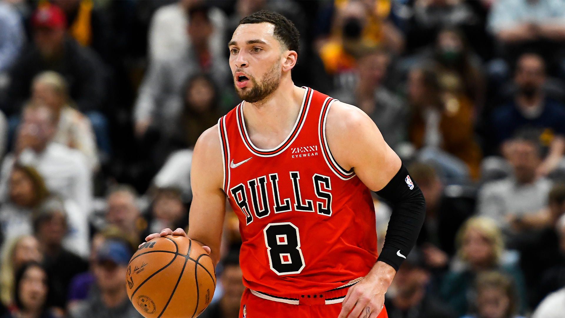 Bulls List Zach LaVine Questionable for Season Opener in Miami